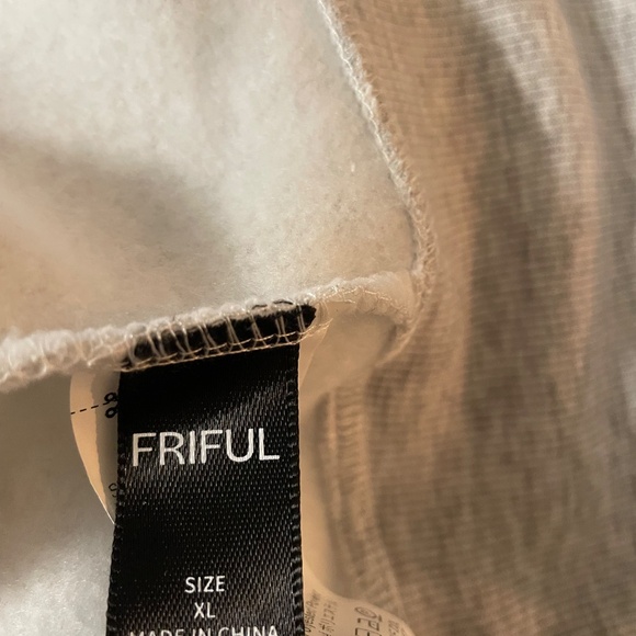 Sweatshirt - Picture 4 of 4